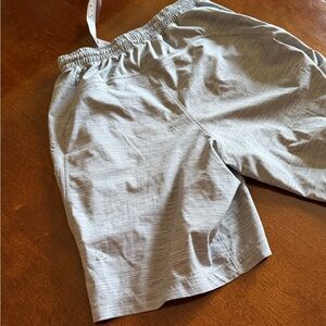 Men's Gray Lululemon Small Athletic Shorts